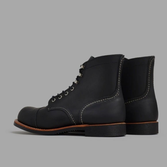 Mens RED WING IRON RANGER - BLACK (New in Box)